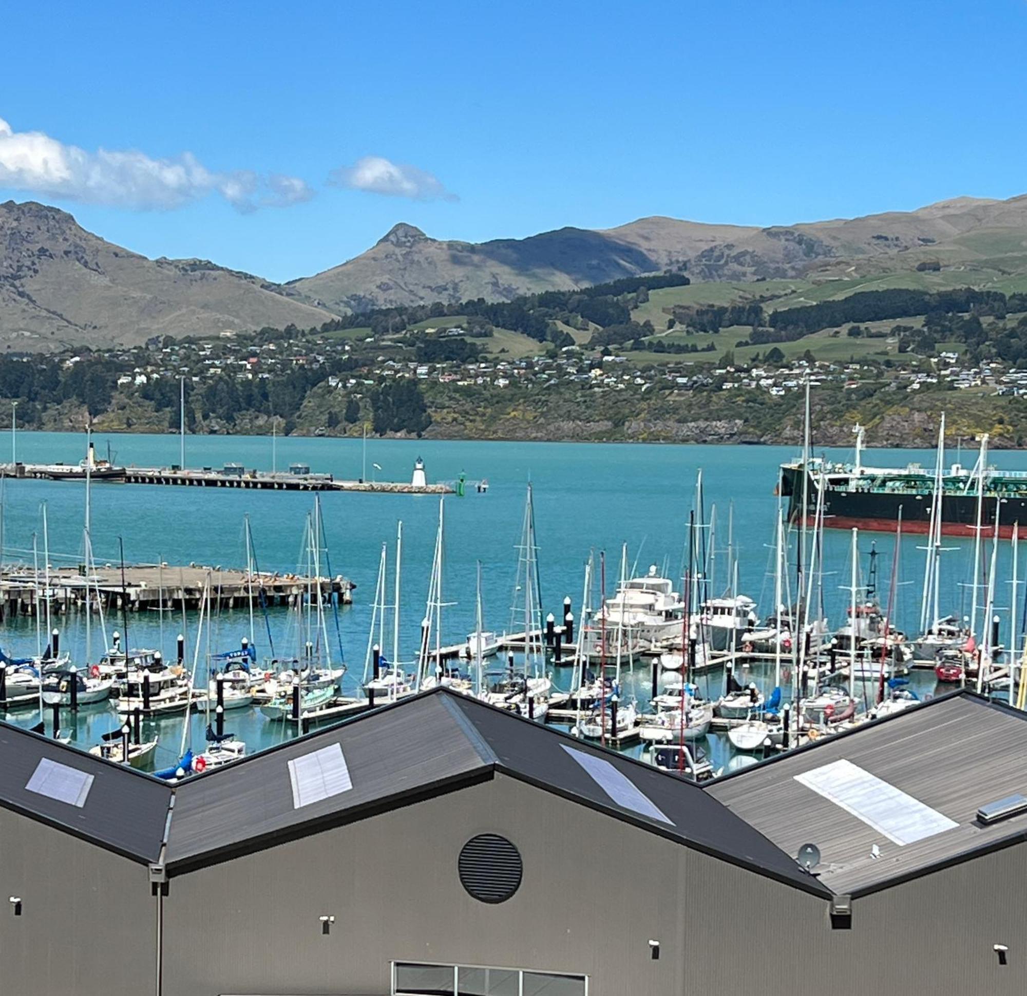 Отель Sea Views In Luxury At Lyttelton Boatique House - 14 Km From Christchurch Экстерьер фото